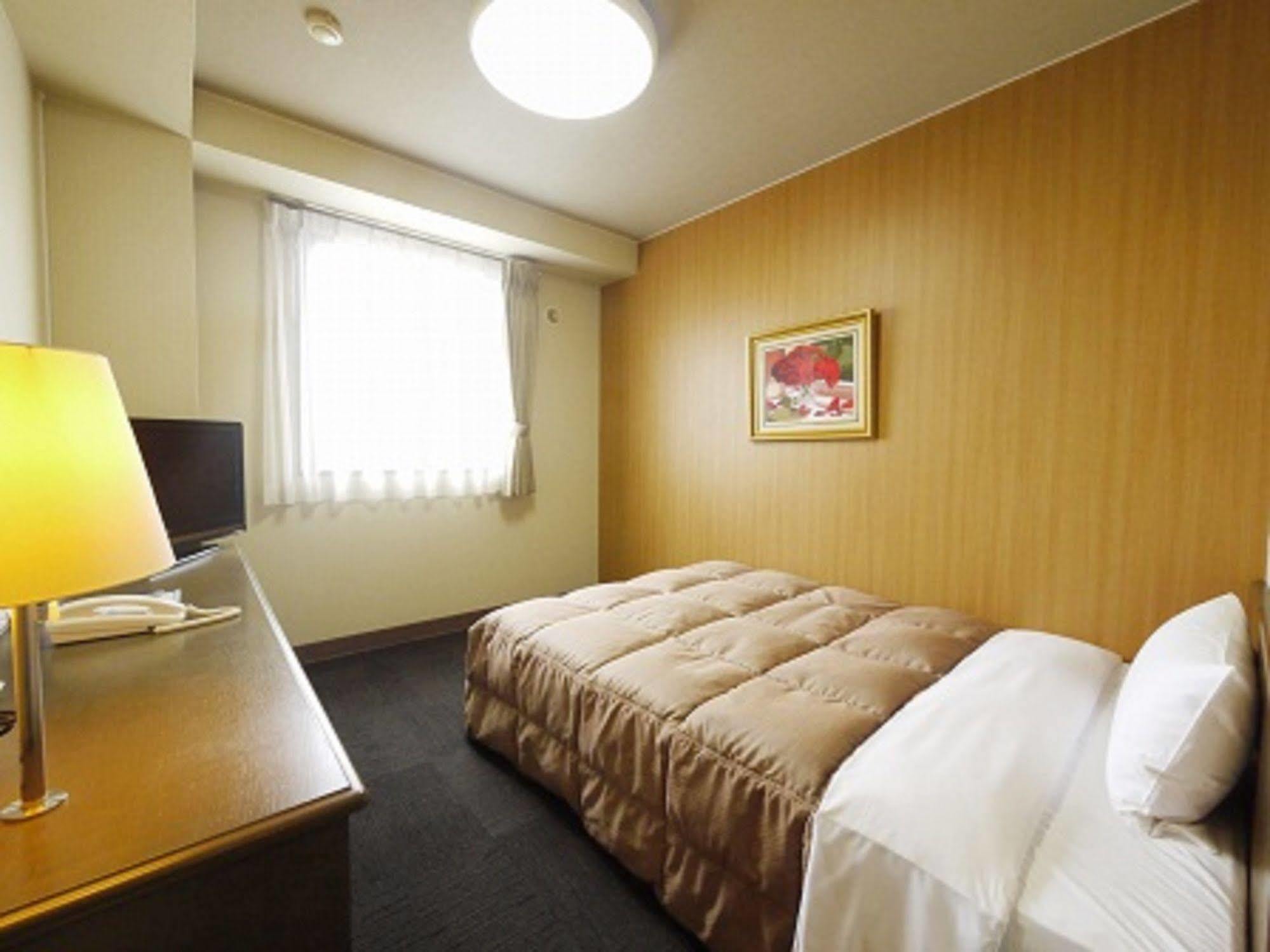 Hotel Route-Inn Komoro Eksteriør billede